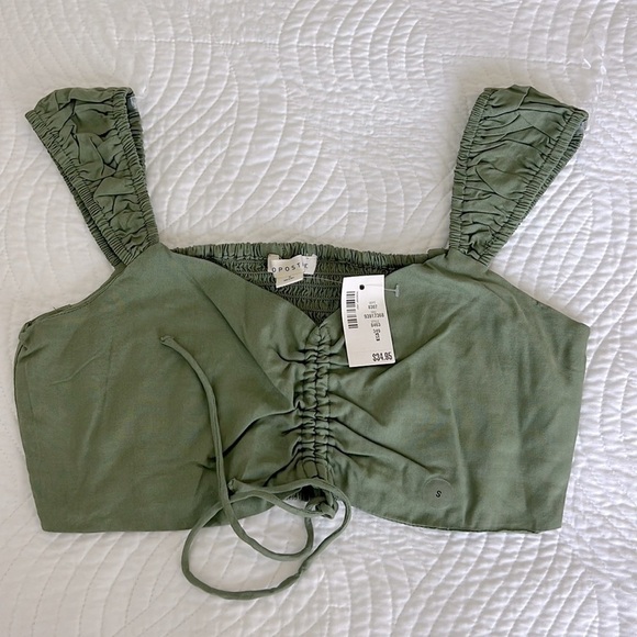 NWT Aeropostale Cinched V-Neck Cropped Tank Top Green Size Small - Picture 2 of 7